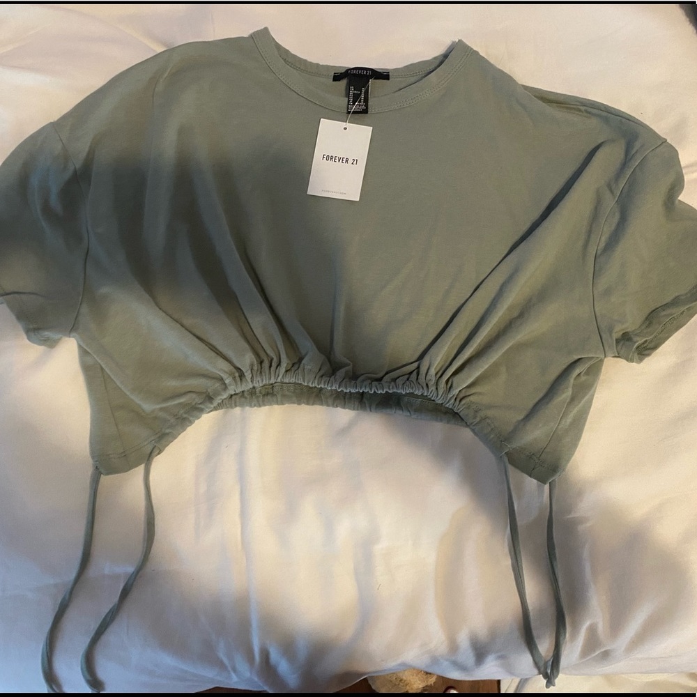 Forever 21 Green Crop Top M